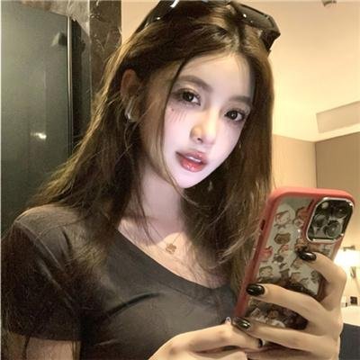 清秀俏佳人